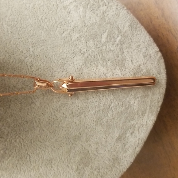 Copper colored necklace - Picture 3 of 9